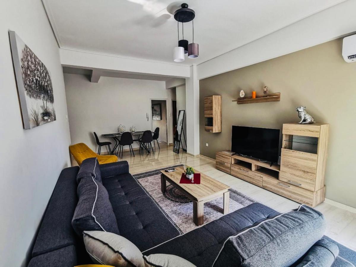Silver Central Apartment Volos Exterior photo